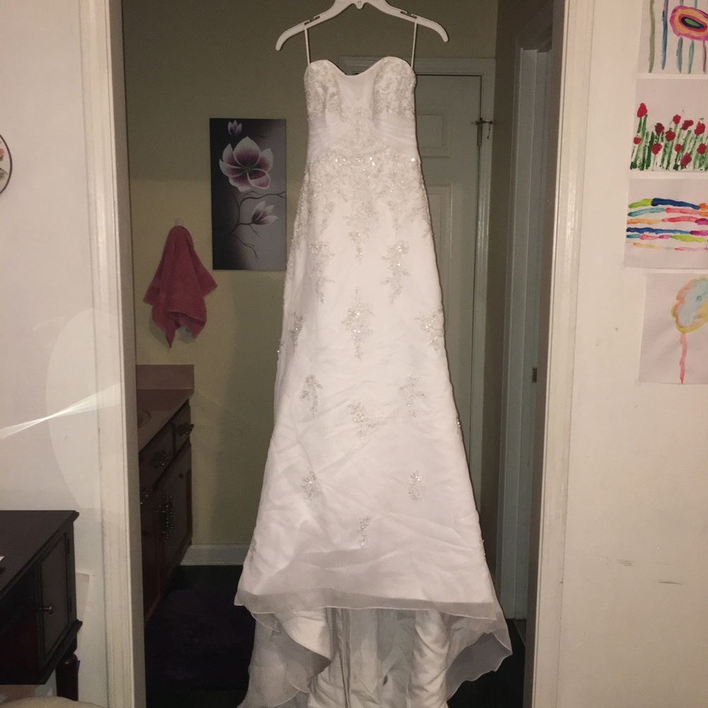 Wedding dress